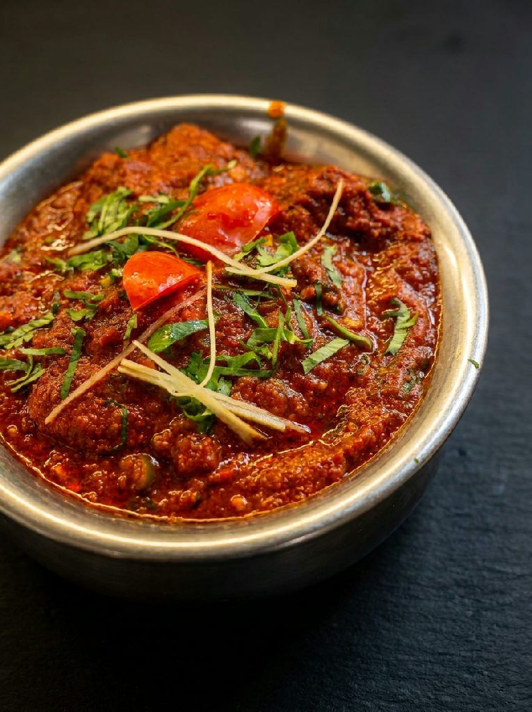 Chicken Vindaloo at Indian Jewel, Prague